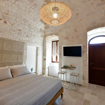 Lamarossa Trulli&suites Отель типа 