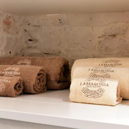Lamarossa Trulli&suites Bed and breakfast *