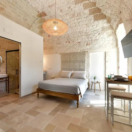 Lamarossa Trulli&suites Отель типа 